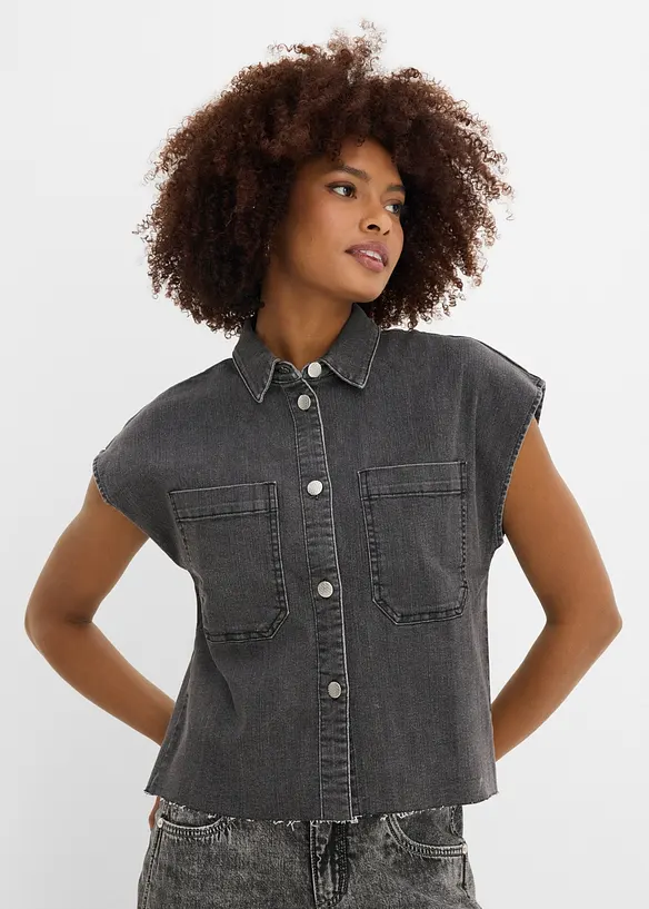 Kurze Boxy-Jeansbluse in schwarz von vorne (im Anschnitt) - bonprix Kurze Boxy-Jeansbluse in schwarz von vorne (im Anschnitt) - bonprix