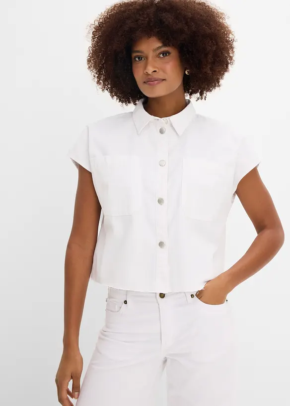 Kurze Boxy-Jeansbluse in weiß von vorne (im Anschnitt) - bonprix Kurze Boxy-Jeansbluse in weiß von vorne (im Anschnitt) - bonprix