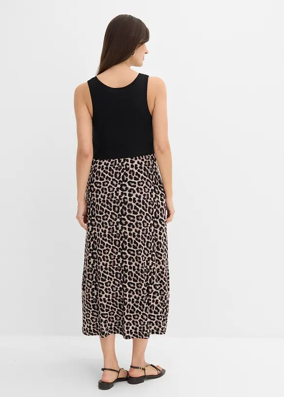 2-in-1 Maxi- Umstandskleid mit Stillfunktion und Taschen in schwarz von hinten (Totalaufnahme) - bonprix