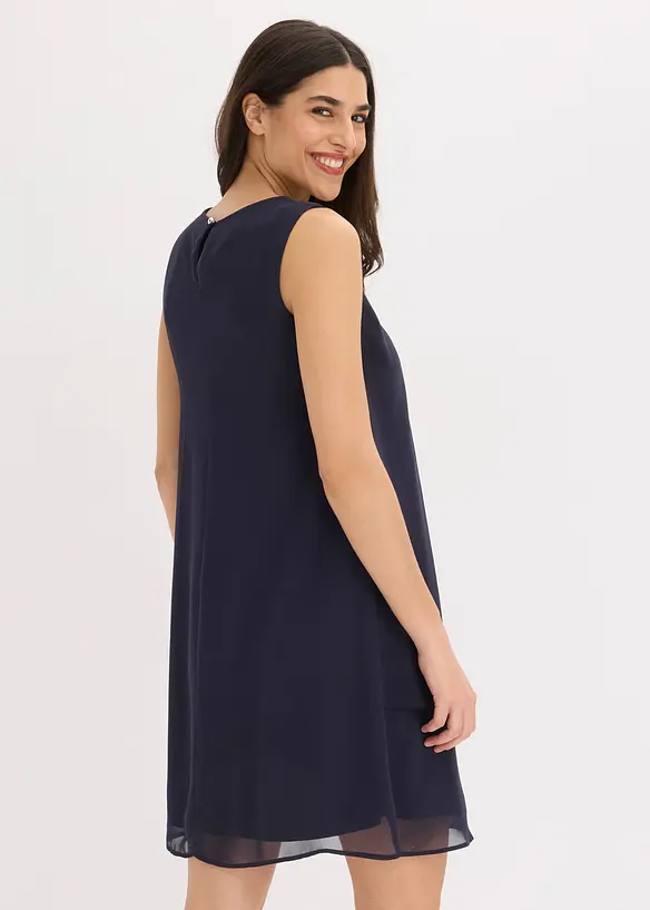Premium Kleid mit Applikation in blau von hinten (Totalaufnahme) - bonprix Premium Kleid mit Applikation in blau von hinten (Totalaufnahme) - bonprix