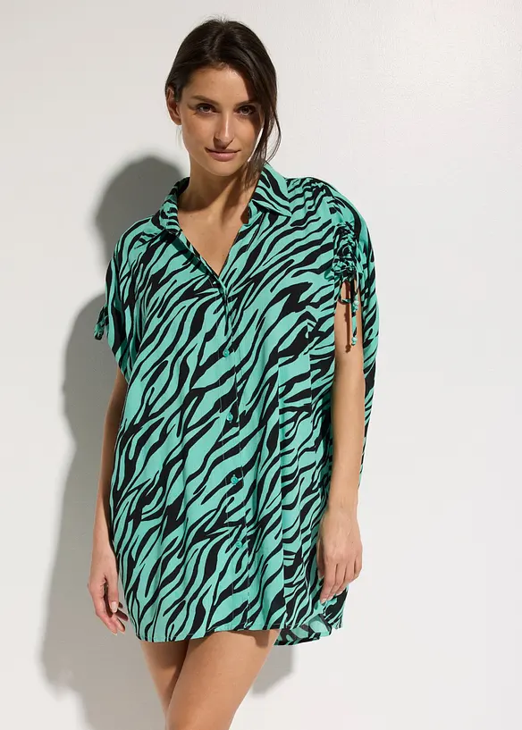 Oversize Strandbluse aus strukturierter Viskose in schwarz von vorne (im Anschnitt) - bonprix Oversize Strandbluse aus strukturierter Viskose in schwarz von vorne (im Anschnitt) - bonprix