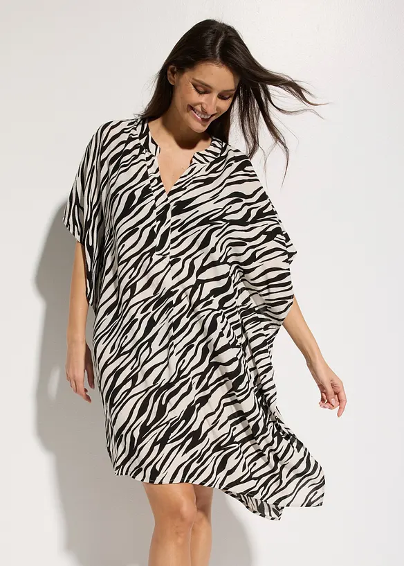 Strandtunika aus strukturiertem Crinkle in schwarz von vorne (Totalaufnahme) - bonprix Strandtunika aus strukturiertem Crinkle in schwarz von vorne (Totalaufnahme) - bonprix