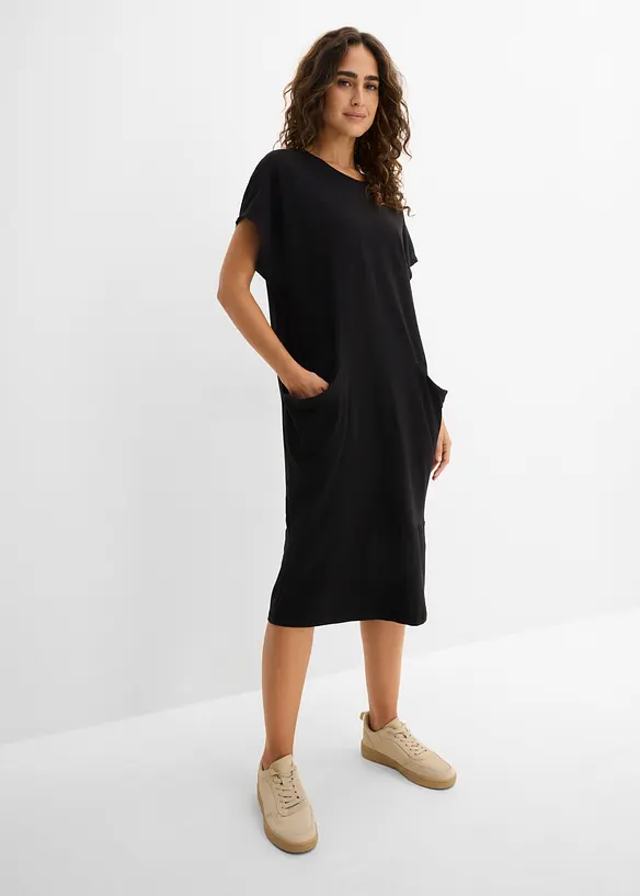 Jerseykleid mit Taschen in schwarz von vorne (Totalaufnahme) - bonprix Jerseykleid mit Taschen in schwarz von vorne (Totalaufnahme) - bonprix