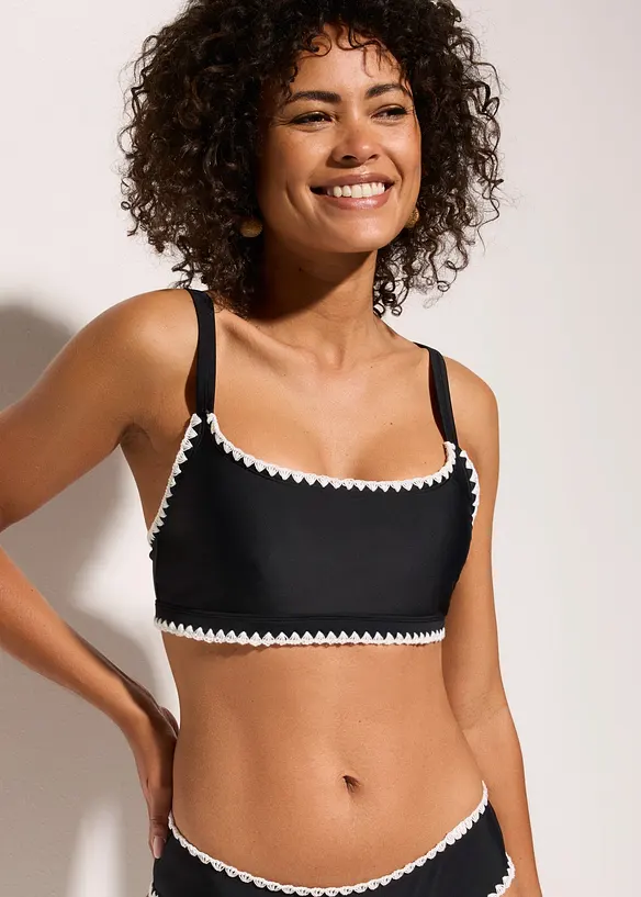 Bustier-Bikinioberteil mit Häkelkante in schwarz von vorne (im Anschnitt) - bonprix Bustier-Bikinioberteil mit Häkelkante in schwarz von vorne (im Anschnitt) - bonprix