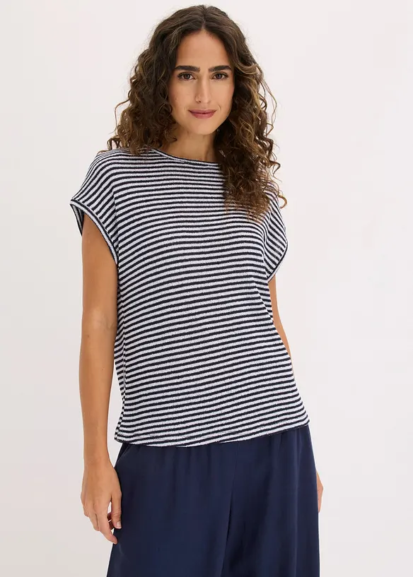 Shirt in Strick-Optik in weiß von vorne (im Anschnitt) - bonprix Shirt in Strick-Optik in weiß von vorne (im Anschnitt) - bonprix