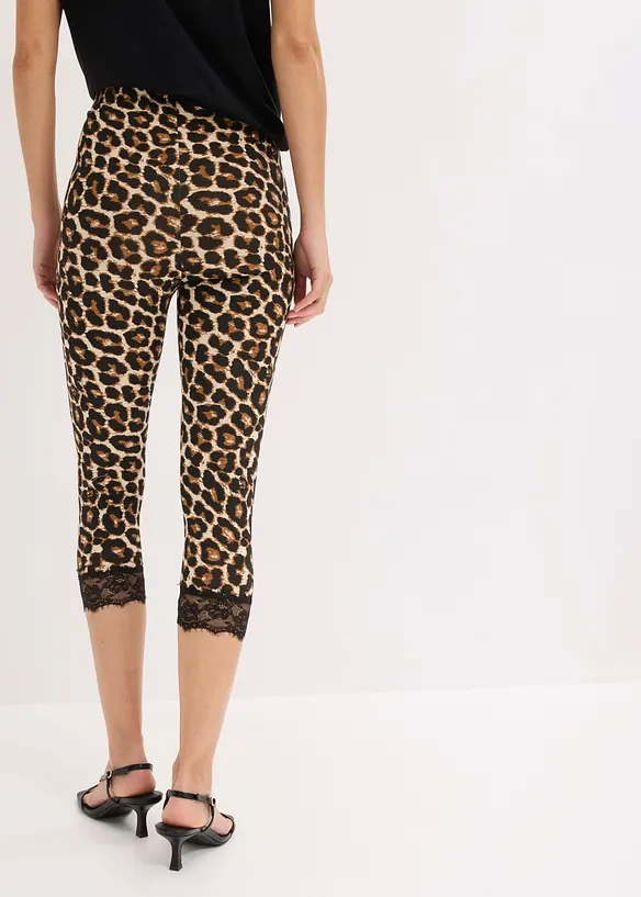 Capri-Leggings mit Spitze in beige von hinten - bonprix