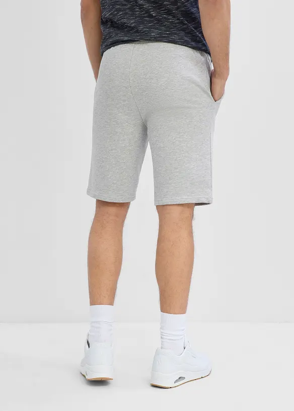 Sweat-Bermuda in Regular Fit in grau von hinten - bonprix