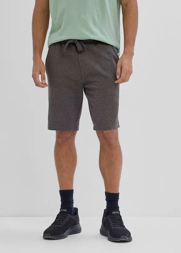 Sweat-Bermuda in Regular Fit in grau von vorne - bonprix