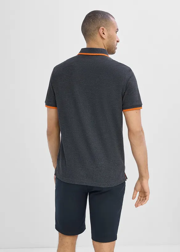 Poloshirt aus robustem Piqué in schwarz von hinten (im Anschnitt) - bonprix Poloshirt aus robustem Piqué in schwarz von hinten (im Anschnitt) - bonprix