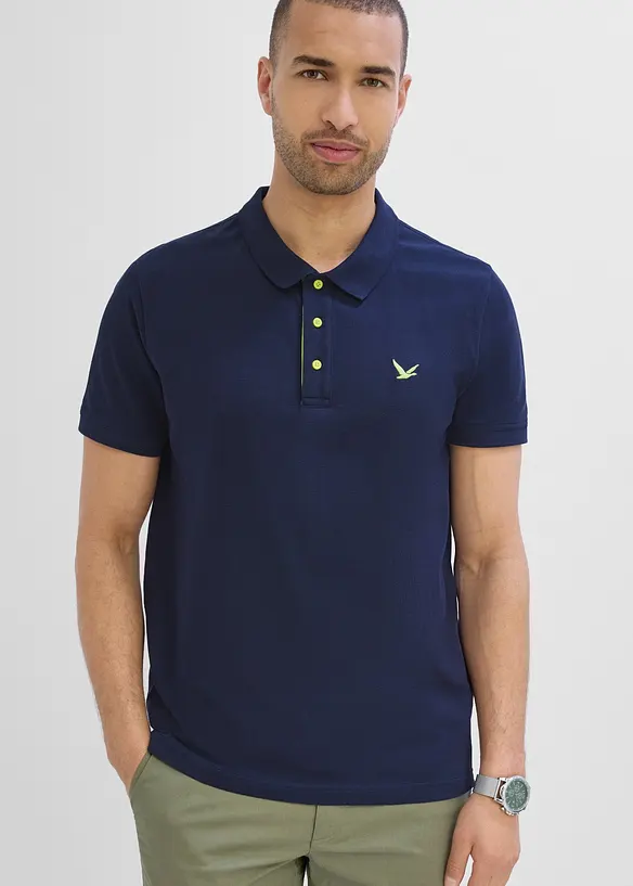Poloshirt aus robustem Piqué in blau von vorne (im Anschnitt) - bonprix