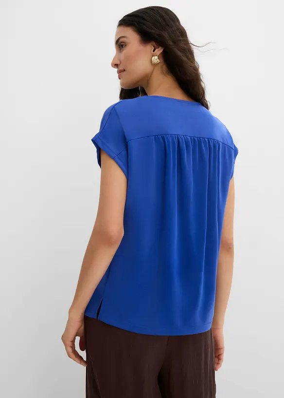 Shirtbluse aus Viskose Piqué in blau von hinten (im Anschnitt) - bonprix