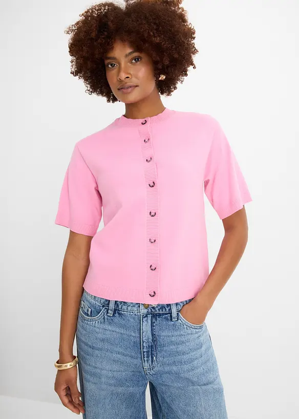 Feinstrickjacke in rosa von vorne (im Anschnitt) - bonprix Feinstrickjacke in rosa von vorne (im Anschnitt) - bonprix