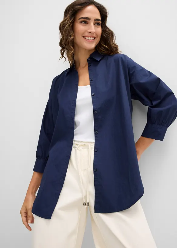 3/4-Arm-Oversize-Hemd aus Baumwolle in blau von vorne (im Anschnitt) - bonprix