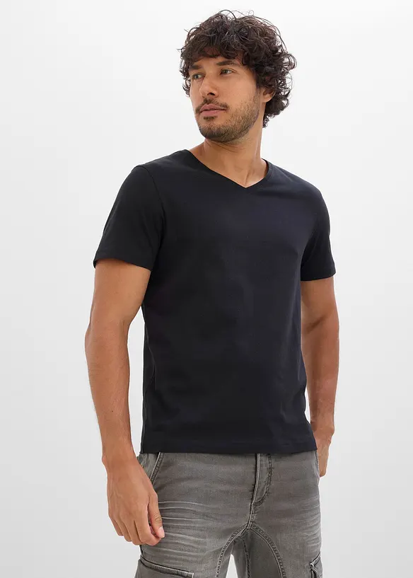 T-Shirt in Regular Fit (3er Pack) in schwarz von vorne (im Anschnitt) - bonprix