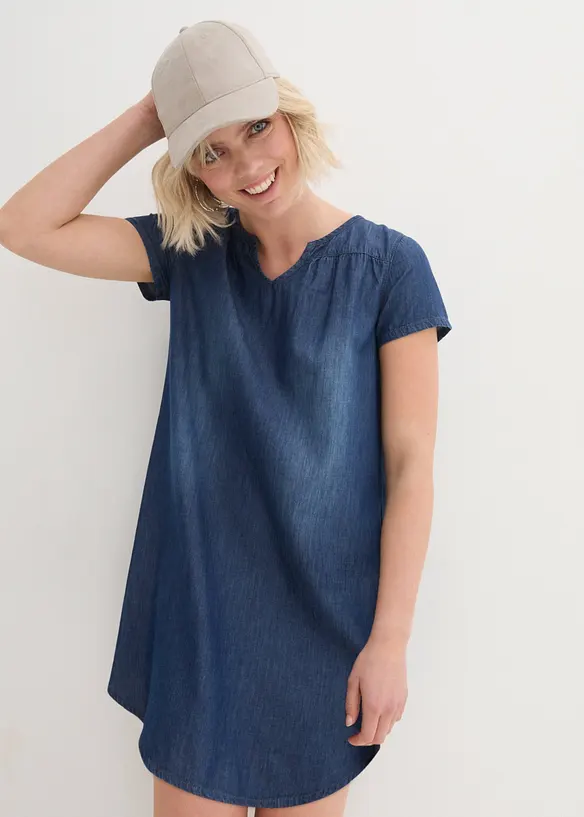 Tunika-Jeanskleid in blau von vorne (Totalaufnahme) - bonprix Tunika-Jeanskleid in blau von vorne (Totalaufnahme) - bonprix