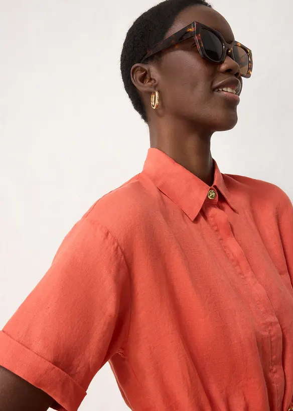 Longbluse aus reinem Leinen in rot von vorne (im Anschnitt) - bonprix Longbluse aus reinem Leinen in rot von vorne (im Anschnitt) - bonprix
