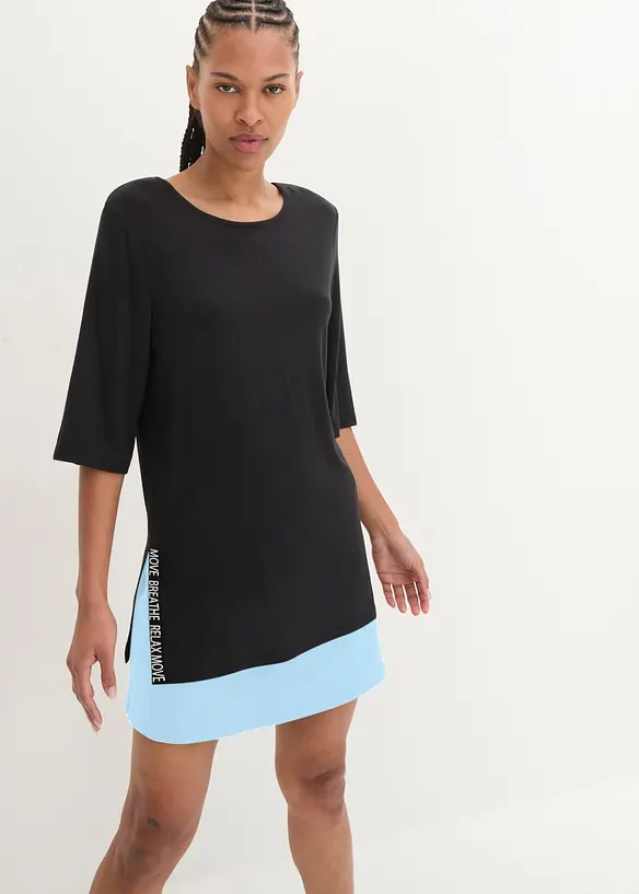 Langes Sport-Shirt mit Schlitz, schnelltrocknend in schwarz von vorne (im Anschnitt) - bonprix