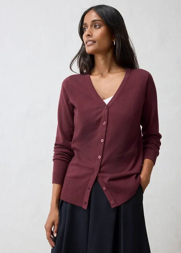 Feinstrickjacke aus weichem Woll-Mix in lila von vorne (im Anschnitt) - bonprix Feinstrickjacke aus weichem Woll-Mix in lila von vorne (im Anschnitt) - bonprix