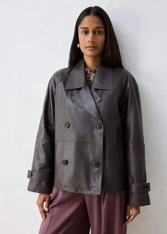 Cabanjacke aus Lammnappa-Leder in braun von vorne (im Anschnitt) - bonprix Cabanjacke aus Lammnappa-Leder in braun von vorne (im Anschnitt) - bonprix