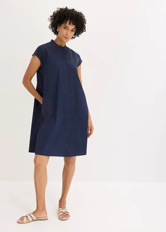 Hemdblusenkleid in blau von vorne (Totalaufnahme) - bonprix Hemdblusenkleid in blau von vorne (Totalaufnahme) - bonprix