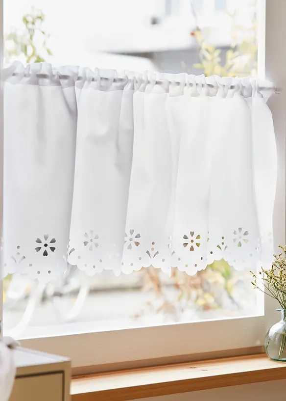 Halbtransparente Scheibengardine mit gemusterter Kante in weiß (Ambiente) - bonprix