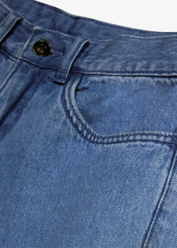 Jeans-Longbermuda mit verstellbarem Bund, Loose Fit in blau - bonprix Jeans-Longbermuda mit verstellbarem Bund, Loose Fit in blau - bonprix