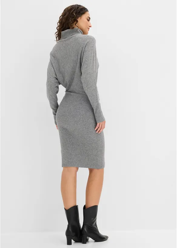 Strickkleid aus Viskose-Mix in grau von hinten (Totalaufnahme) - bonprix