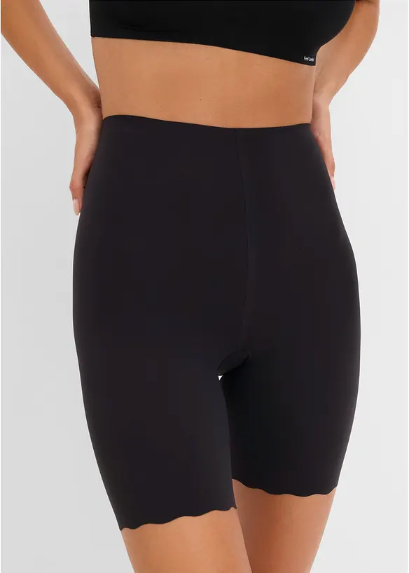 Light Shape-Radlerhose in schwarz von vorne - bonprix