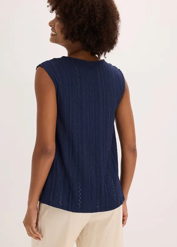 Top mit Lochstickerei in blau von hinten (im Anschnitt) - bonprix Top mit Lochstickerei in blau von hinten (im Anschnitt) - bonprix