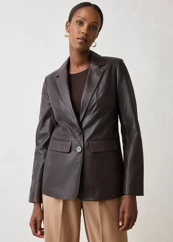 Blazer aus Lammnappa in braun von vorne (im Anschnitt) - bonprix
