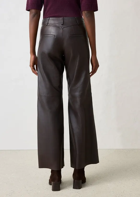 Lammnappa-Marlenehose in braun von hinten - bonprix