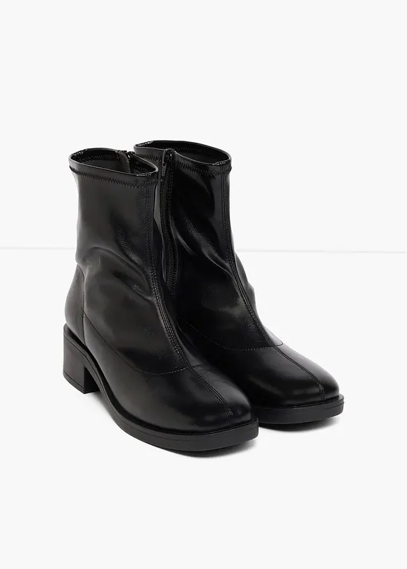 Boots mit flexiblem Schaft in schwarz - bonprix Boots mit flexiblem Schaft in schwarz - bonprix