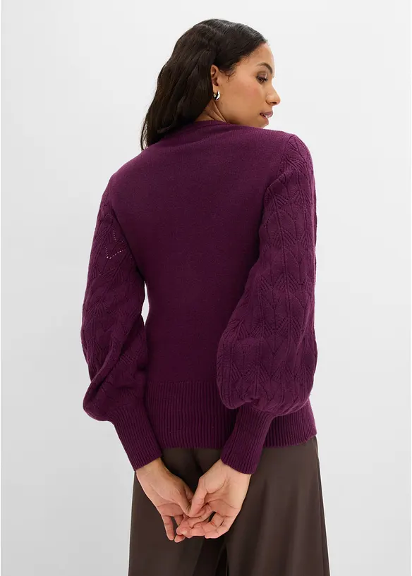 Ajour-Strickjacke in lila von hinten (im Anschnitt) - bonprix