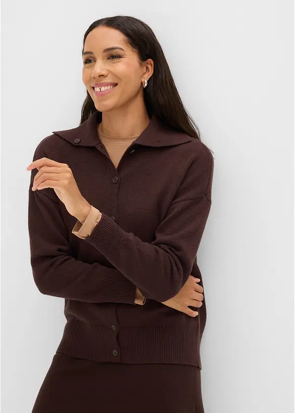 Lockere Strickjacke aus Viskose-Mix in braun von vorne (im Anschnitt) - bonprix Lockere Strickjacke aus Viskose-Mix in braun von vorne (im Anschnitt) - bonprix