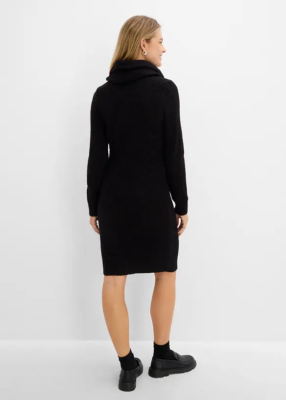 Strickkleid mit Schalkragen in schwarz von hinten (Totalaufnahme) - bonprix Strickkleid mit Schalkragen in schwarz von hinten (Totalaufnahme) - bonprix