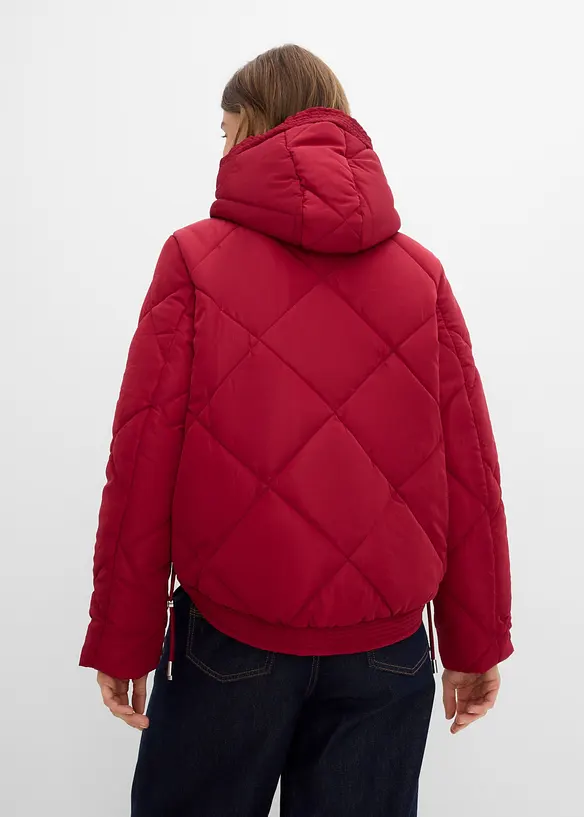 Kurze Steppjacke mit Futter in Kontrastfarbe in rot von hinten (im Anschnitt) - bonprix