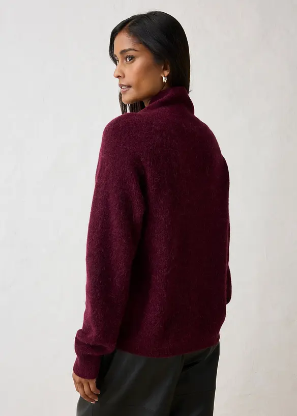 Pullover aus weichem Alpaka Woll-Mix in rot von hinten (im Anschnitt) - bonprix Pullover aus weichem Alpaka Woll-Mix in rot von hinten (im Anschnitt) - bonprix