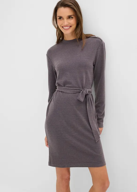 Jerseykleid aus Viskose-Mix in blau von vorne (Totalaufnahme) - bonprix