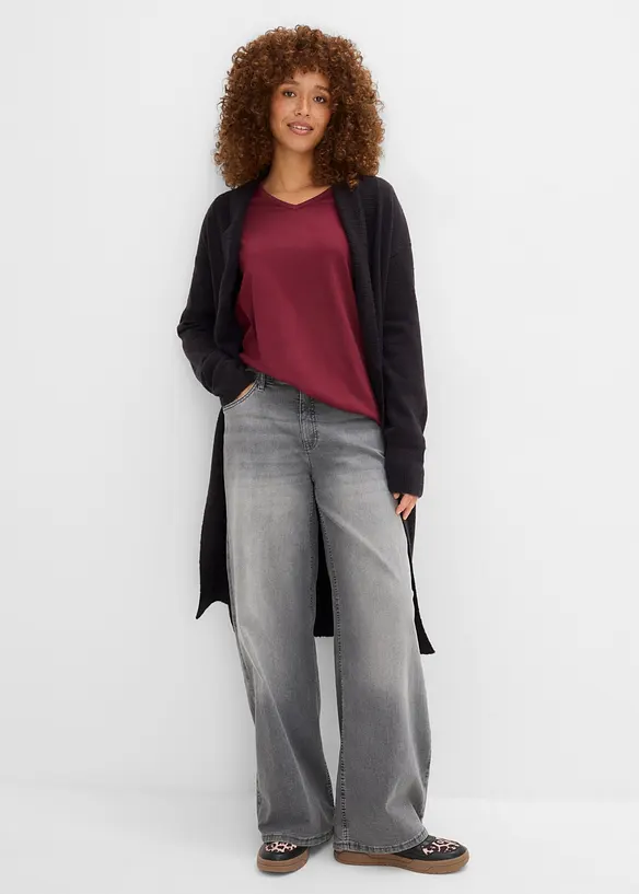 Longstrickjacke in schwarz von vorne (im Anschnitt) - bonprix Longstrickjacke in schwarz von vorne (im Anschnitt) - bonprix