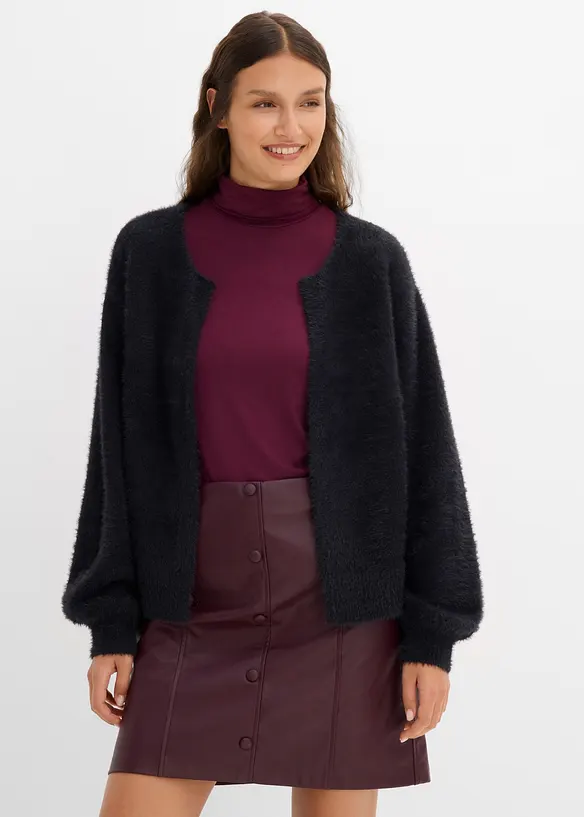 Grobstrickjacke mit Ballon-Ärmeln in schwarz von vorne (im Anschnitt) - bonprix