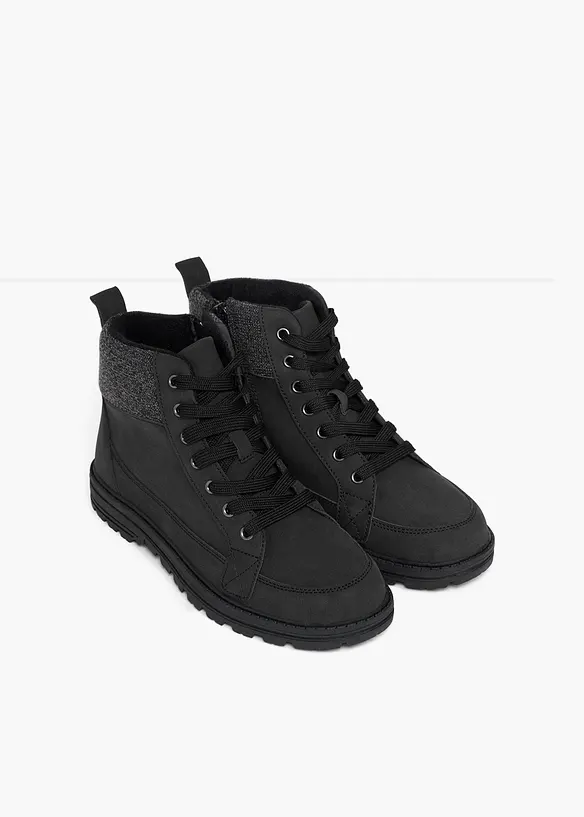 Schnürboots mit Profilsohle in schwarz - bonprix