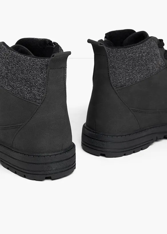 Schnürboots mit Profilsohle in schwarz - bonprix