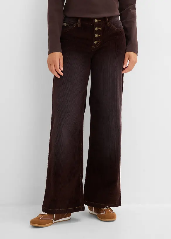 Cordhose aus elastischem Baumwoll-Mix in braun von vorne - bonprix Cordhose aus elastischem Baumwoll-Mix in braun von vorne - bonprix
