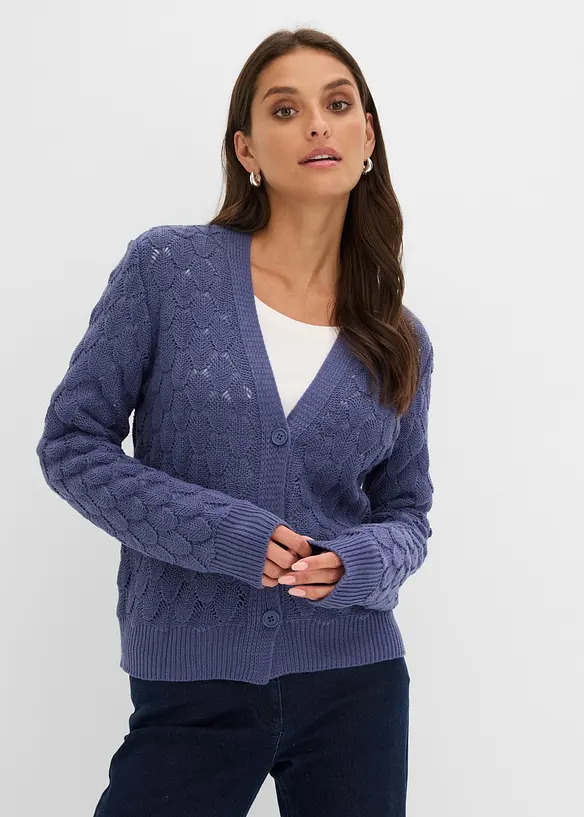 Ajour-Strickjacke in blau von vorne (im Anschnitt) - bonprix Ajour-Strickjacke in blau von vorne (im Anschnitt) - bonprix