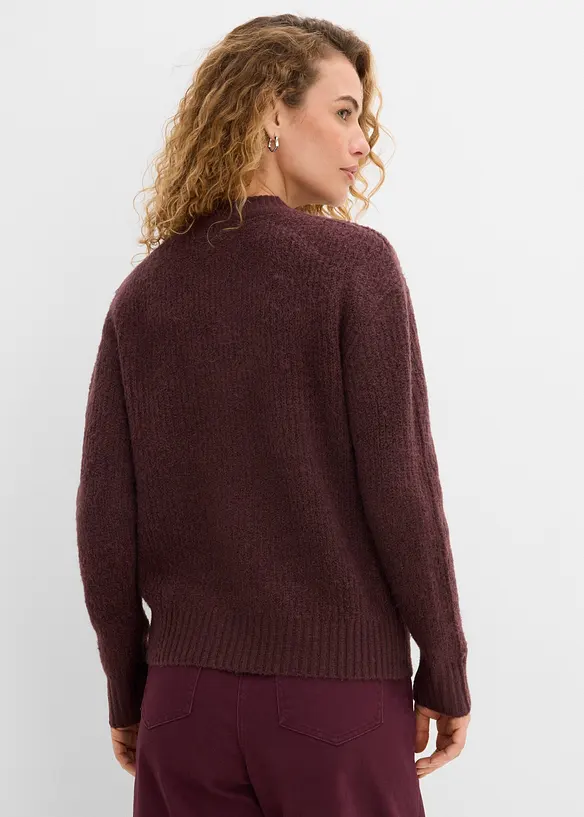 Strickjacke in lila von hinten (im Anschnitt) - bonprix Strickjacke in lila von hinten (im Anschnitt) - bonprix
