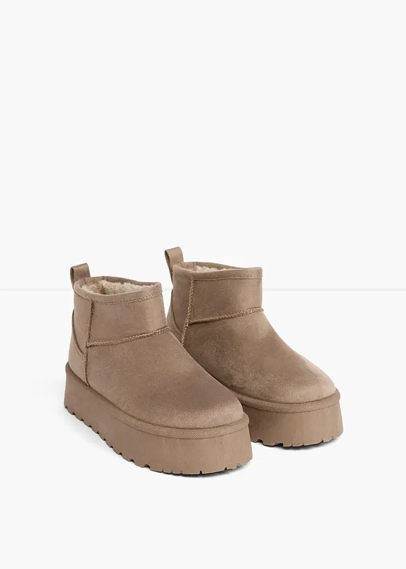 Gefütterte Plateau-Boots in braun - bonprix