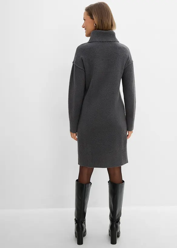 Strickkleid mit Ziernaht in grau von hinten (Totalaufnahme) - bonprix Strickkleid mit Ziernaht in grau von hinten (Totalaufnahme) - bonprix