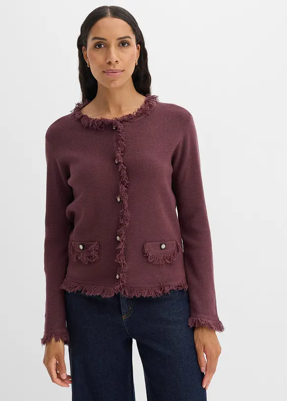 Strickjacke aus Bouclé in lila von vorne (im Anschnitt) - bonprix Strickjacke aus Bouclé in lila von vorne (im Anschnitt) - bonprix