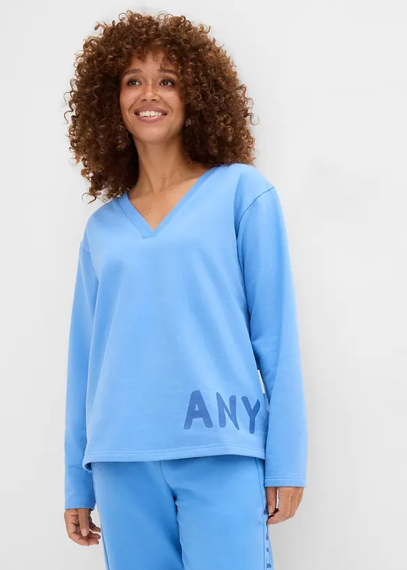 Sweatshirt aus elastischem Bio-Baumwoll-Mix in blau von vorne (im Anschnitt) - bonprix Sweatshirt aus elastischem Bio-Baumwoll-Mix in blau von vorne (im Anschnitt) - bonprix