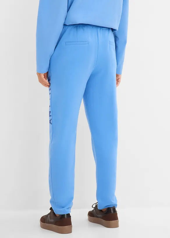 Jogginghose aus elastischem Bio-Baumwoll-Mix in blau von hinten - bonprix